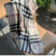 Heavyweight recommended   [top foreign single]   fire N years of the classic grid, when the trend of people have several Burberry scarves in the closet, a small scarf its role can not be underestimated, it is absolutely 