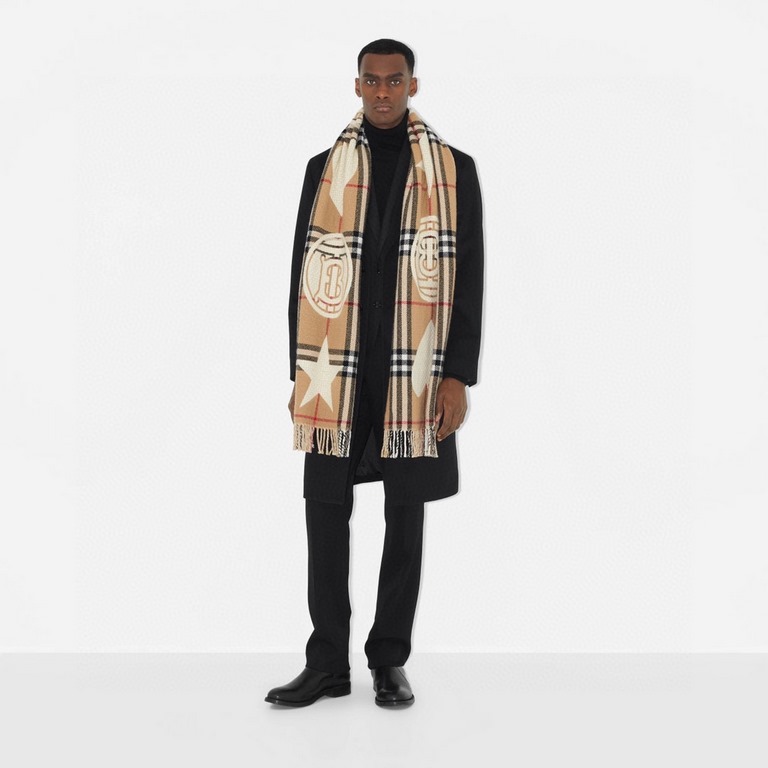 Burberry's Italian-made scarf is crafted from a soft wool-cashmere blend for superior tactility and warmth. Decorated with the exclusive Thomas Burberry logo and decorated with stars and hearts.205 x 40cm