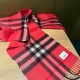 (children's model) burberry. counter classic model parent-child model! Baja 100 years classic small plaid! This price is a real bargain! Not those on the market zhajian brown imitation wool material! Quality feel first-c