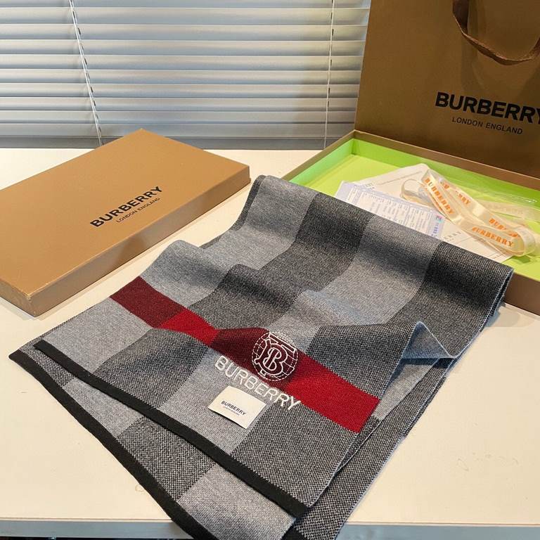 vip recommended Barberry 2022 counter the latest models Tb scarf [top cashmere scarf]   burst models Oh    physical genuinely beautiful   knitted scarf with a fine logo embroidery     the entire scarf color collocation i