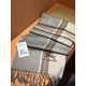 Price   heavy recommended   Burberry New - couple models cashmere scarf   perfect selection of superior cashmere fibers, time-consuming and labor-intensive, and then soaked in clear spring water polyester, so that cashme