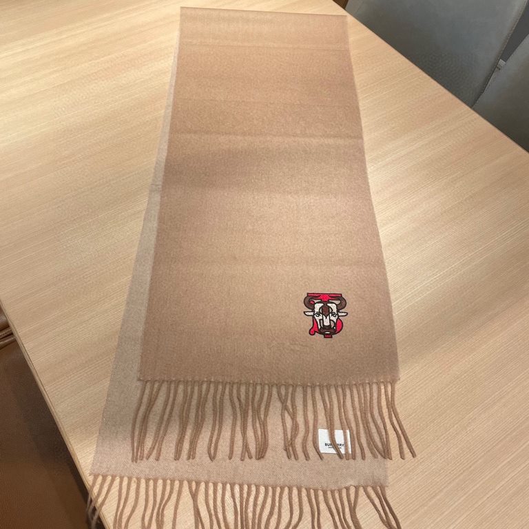 Burberry - Burberry   absolute family benefits  double weaving two sides of different colors, a scarf two styles, high degree of craftsmanship locking edge, very special design ~ the classic TB system logo to the Chinese