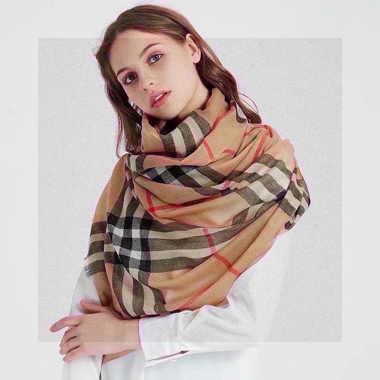 Burberry counter new   scarf shawl heavy to come. Counter inspection  burberry original single hall of fame royal newest models   counter in the sale of 16,000   manpower essential burberry single product. Each color is 