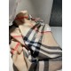 Burberry counter new   scarf shawl heavy to come. Counter inspection  burberry original single hall of fame royal newest models   counter in the sale of 16,000   manpower essential burberry single product. Each color is 