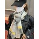 Price   heavy recommended   Burberry New - couple models cashmere scarf   perfect selection of superior cashmere fibers, time-consuming and labor-intensive, and then soaked in clear spring water polyester, so that cashme