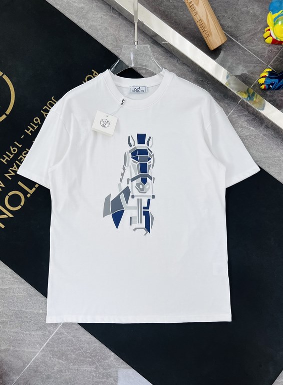 HERMES Hermes 2023 spring and summer new logo logo design couples models short-sleeved T-shirt Customized senior fabrics feel soft and comfortable with elasticity, simple atmosphere, the effect on the body is superb, the