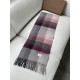 Burberry High-quality imported cashmere letters logo embroidered scarf surprise shelves Overseas counter latest men and women couples cashmere scarf domestic counter are not on the shelves from the style to the fabric ar