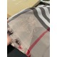 Burberry counter new   scarf shawl heavy to come. Counter inspection  burberry original single hall of fame royal newest models   counter in the sale of 16,000   manpower essential burberry single product. Each color is 