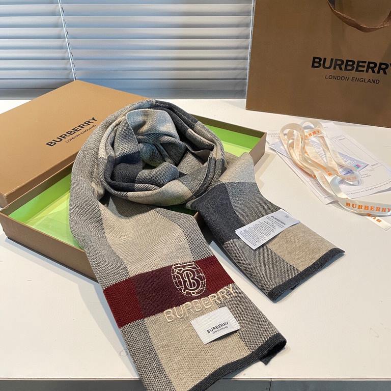 vi  recommended  Barberry 2022 counter the latest models Tb scarf [top cashmere scarf]   burst models Oh    physical genuinely beautiful   knitted scarf with a fine logo embroidery     the entire scarf color collocation 