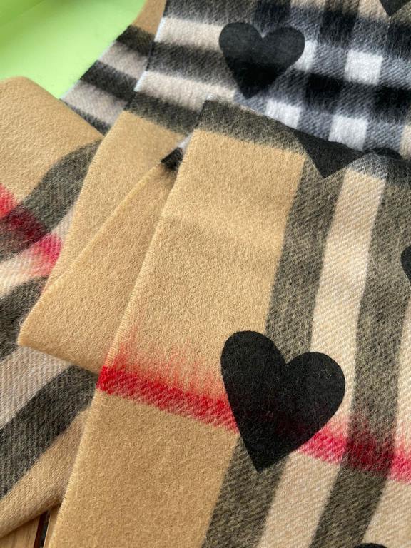 Price   [Bur - classic   peach heart] can be used all year round single product, and is the closet more than one of the exclusive, the rate of No. 1, Burberry cashmere scarf served both men and women can be used   in suc