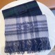 Burberry collection models double-sided scarf   this is called the real family benefits  B home this cashmere shawl fabric is very satisfied ~ feel really good to no   chilly winter stick neck around really comfortable s