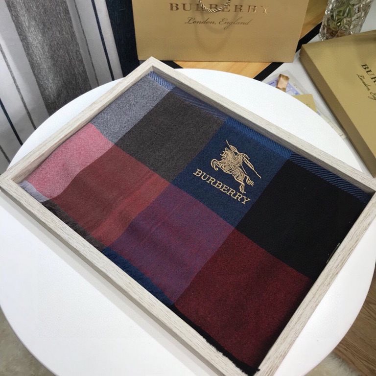 Explosive models arrived [Sulk]   high cutting-edge   [Ba Ba Baoli direct supply Dubai export goods  ]    Ba Baoli new  classic plaid, feel superb, fabric top cashmere high cutting-edge product, non-market general qualit