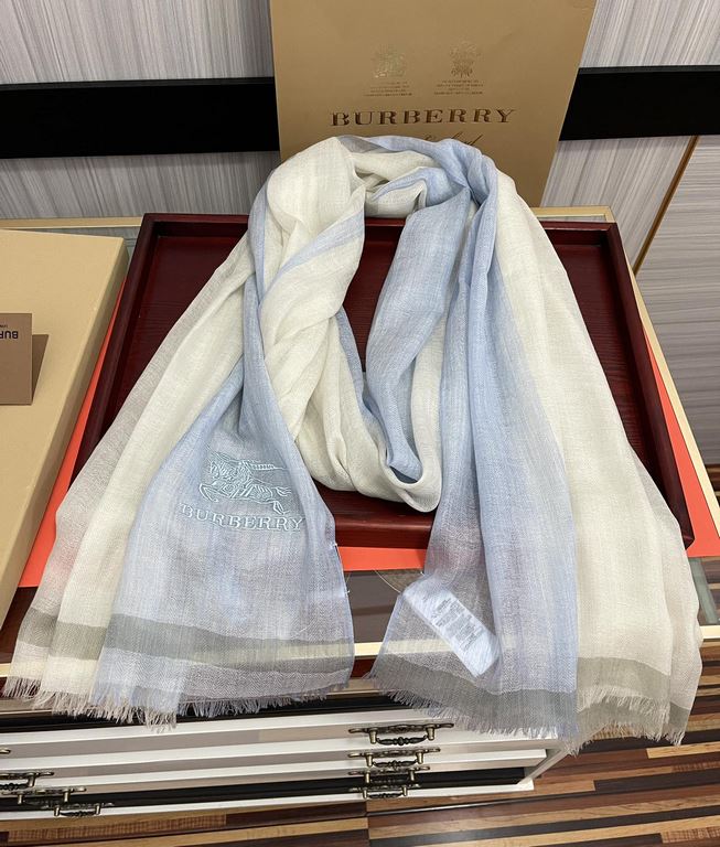 New  Barberry   Heavyweight Recommendation  Too beautiful  Fire N years of plaid, everyone loves  When the hipsters have several Bajaja scarves in the closet,  Changing a scarf will be enough to give you a refreshed feel