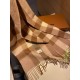 Burberry overseas counter the latest men's women's couple   lamb wool scarf ~ surprise on the shelves   domestic counters are not on the shelves, from the style to the fabric are awesome  , the classic striped pattern, r