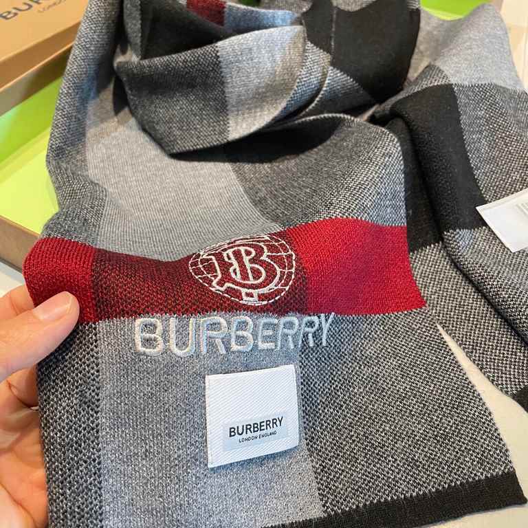 vi  recommended  Barberry 2022 counter the latest models Tb scarf [top cashmere scarf]   burst models Oh    physical genuinely beautiful   knitted scarf with a fine logo embroidery     the entire scarf color collocation 