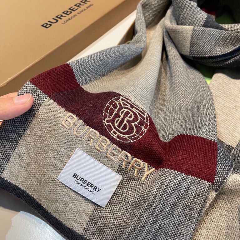 vip recommended  Barberry 2023 counter the latest models Tb scarf [top cashmere scarf]   burst models Oh    physical genuinely beautiful   knitted scarf with a fine logo embroidery     the entire scarf color collocation 