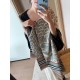 BURBERRY. original beauty, classic explosive models return   high cutting-edge    Burberry new  embroidered war horse  imported Nepalese cashmere top embroidery scarf   absolutely screaming quality   top design models of