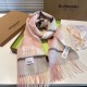 B home. [Men's and Women's Scarves] Rage to keep for yourself, a rare high-end men's model! Family benefits! Burberry very positive men's scarf ~ fabric love, very soft and delicate comfortable, light water ripple! Atmos