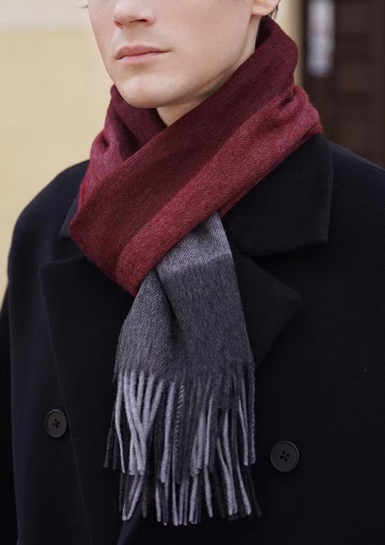 Burberry latest men's two-color pure cashmere scarf   our men's scarf and buy and cherish ~~~ men's models are really few and far between, only a few models a year, are export orders so it is more difficult to meet. Men'