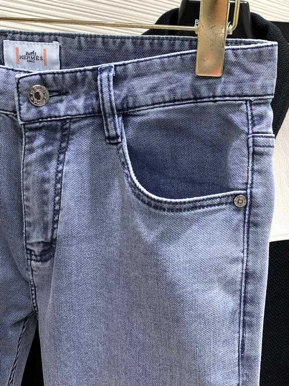 Hermes H Home. Couture feel, super soft denim fabric , light blue jeans.The fabric is very special, a blend of ultra-fine imitation cotton yarns, ultra-soft and comfortable.It has a denim casualness, a sense of leisure, 