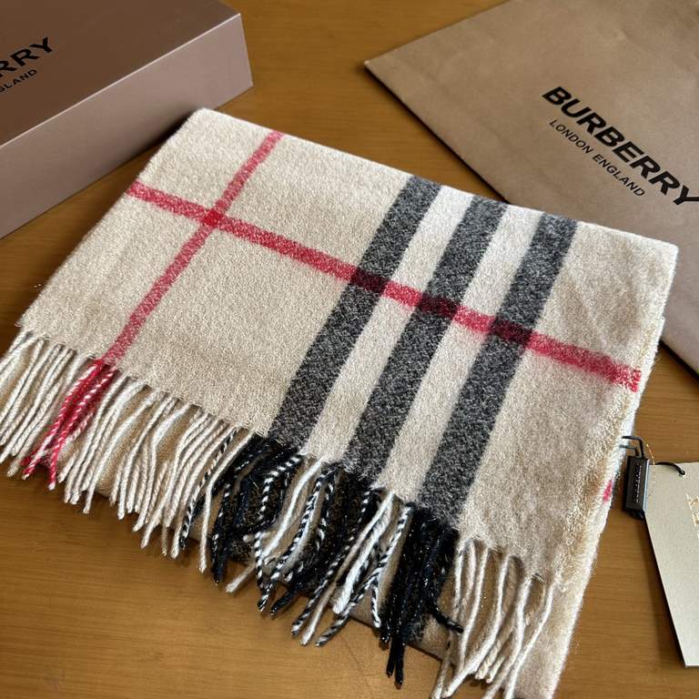 bur counter main bling bling christmas series  burberry export orders from the United Kingdom, the designated domestic first-class most advanced oem, filigree cashmere blended scarf general factory technology can not rea