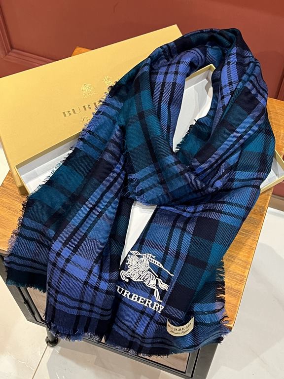 [Burberry]... Embroidered War Horse  Imported Nepalese Cashmere Top Embroidered Scarf .... Highly sophisticated product... Absolutely screaming quality... Top design models of fashionable big brands... Get your hands on 