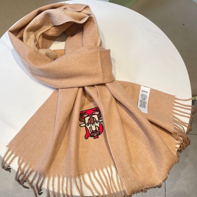 Burberry - Burberry   absolute family benefits  double weaving two sides of different colors, a scarf two styles, high degree of craftsmanship locking edge, very special design ~ the classic TB system logo to the Chinese