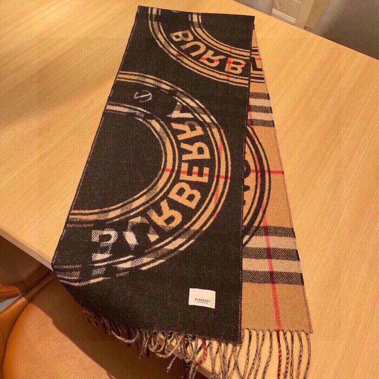 [Bur montage printed cashmere scarf] the latest double-sided large plaid and logo pattern cashmere scarf    one side of the classic cashmere plaid, one side of the insignia letters Logo, completely equal to 2 scarves   c