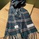 Price   Rage to push the volume of new models   Heavy recommended   Burberry official website of the latest models   100% top quality cashmere material   very warm   soft skin-friendly, not tie the neck   classic Burberr