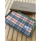 Classic heavy attack    Burberry Burberry Scottish rainbow high-end pure cashmere sense of texture scarf   key to this this kind of simple design is very versatile, can be matched with casual jackets can also be matched 