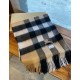 The Burberry Bur cashmere plaid looks crazy good, so stylish and glamorous!!!! Very svelte and stylish fallwinter piece! Really like it, very Classical men's design. Men's stuff less and more! ! 100% cashmere, the feel i