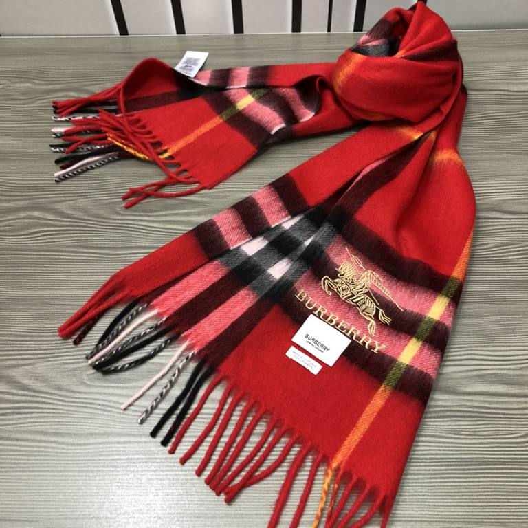 Burberry - Burberry   rage to push the volume of explosive models   classic war horse plaid scarf   heavy recommended   100% lambswool   very warm   soft and skin-friendly, do not tie the neck   10,000 years of the class