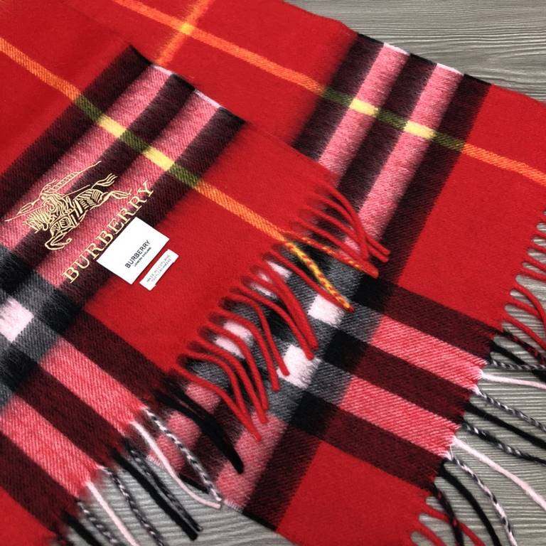 Burberry - Burberry   rage to push the volume of explosive models   classic war horse plaid scarf   heavy recommended   100% lambswool   very warm   soft and skin-friendly, do not tie the neck   10,000 years of the class