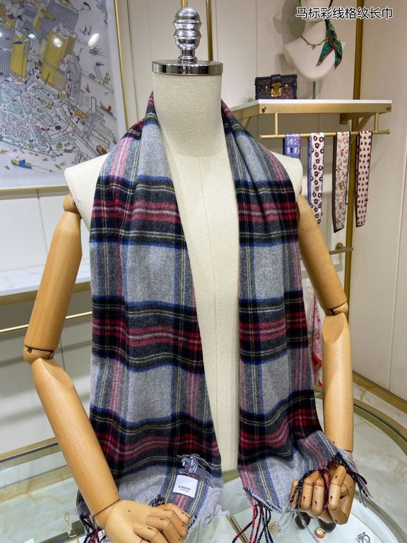 Burberry unisex models [horse label color line plaid long scarf] Europe and the United States model   another that is fashionable and practical long scarf, men and women universal   color matching is very coordinated, 10