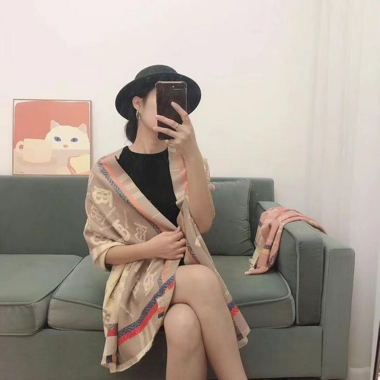 Own factory, the advantage of receiving orders 】 new Burberry scarf, European goods advanced customization, the effect on the body is very awesome Oh, Size 180  65 or so, Grammage 330g