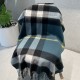 Heavyweight recommended   [top foreign single]   fire N years of the classic grid, when the trend of people have several Burberry scarves in the closet, a small scarf its role can not be underestimated, it is absolutely 