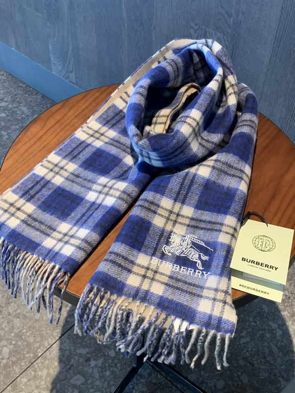 Burberry burberry counter grade classic cashmere plaid scarf! The true fragrance series must be recommended! Counter the latest quality, the current counter are replaced with pure handmade four corners sewing white label