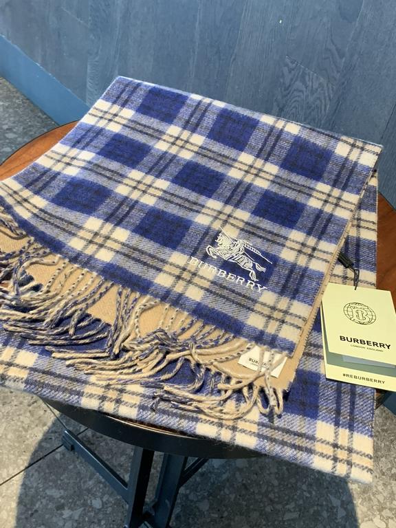 Burberry burberry counter grade classic cashmere plaid scarf! The true fragrance series must be recommended! Counter the latest quality, the current counter are replaced with pure handmade four corners sewing white label