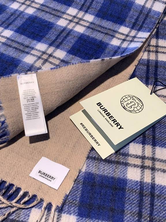 Burberry burberry counter grade classic cashmere plaid scarf! The true fragrance series must be recommended! Counter the latest quality, the current counter are replaced with pure handmade four corners sewing white label