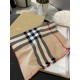 Burberry counter new   scarf shawl heavy to come. Counter inspection  burberry original single hall of fame royal newest models   counter in the sale of 16,000   manpower essential burberry single product. Each color is 