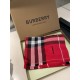 Heavyweight recommended   [top foreign single]   fire N years of the classic grid, when the trend of people have several Burberry scarves in the closet, a small scarf its role can not be underestimated, it is absolutely 