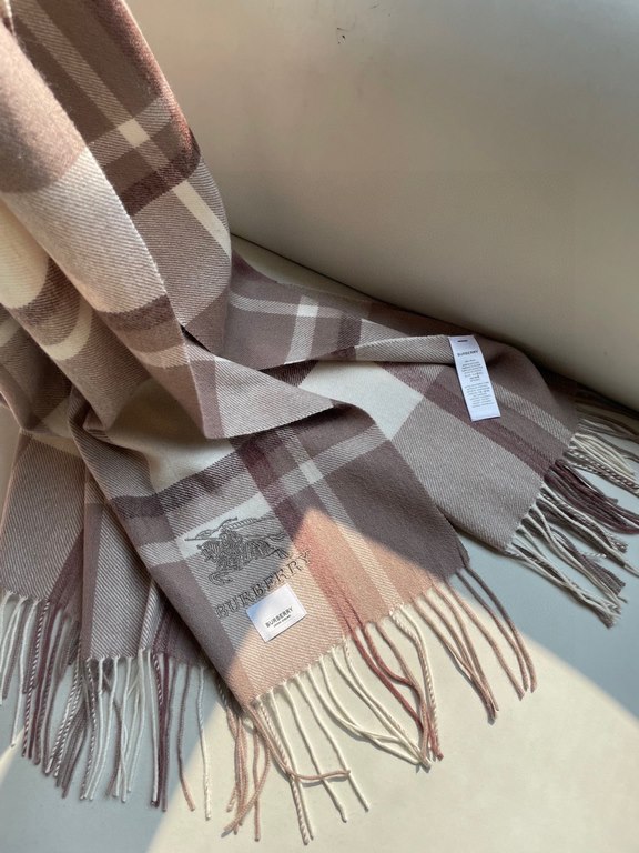 . Burberry men's and women's same shawl new  cashmere classic plaid   scarf   high cutting-edge product  , classic logo embroidery, fashion big brand's top design models   get your hands on it you'll understand the quali