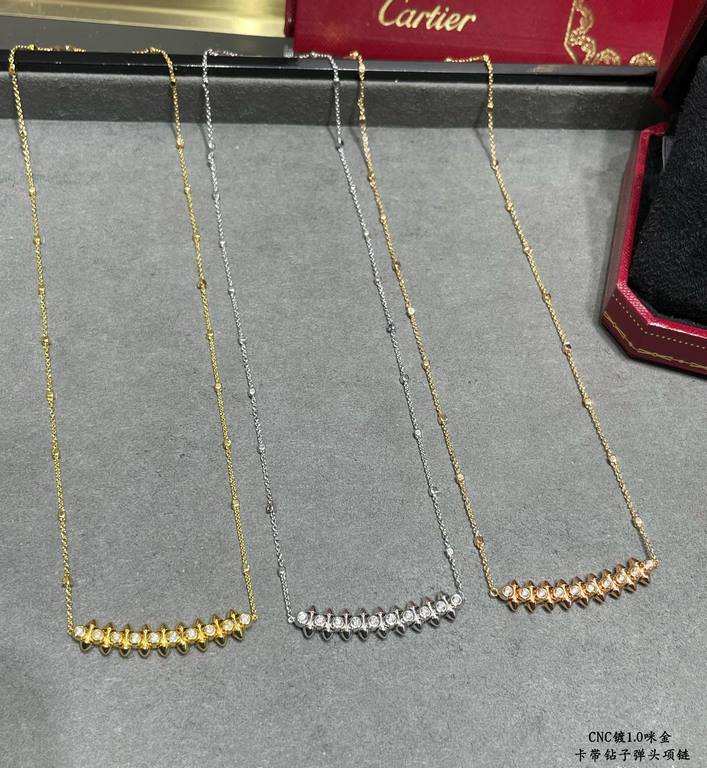 V gold plated 1.0 imitation gold Cartier CNC bullet necklace with diamonds    The two sides of the small willow nails can be free to shake, very personalized one. Eternal classic Very hot in recent years High-end Micro-s