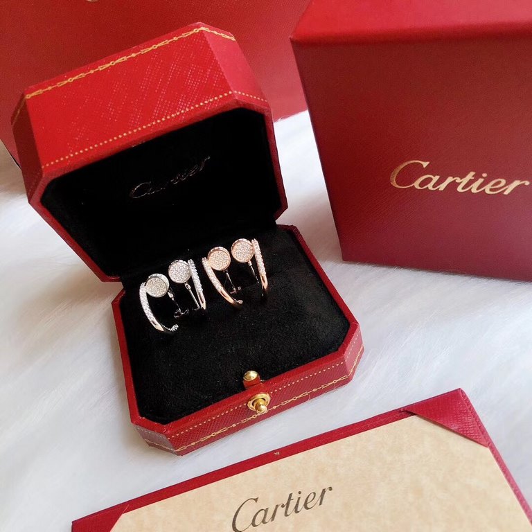 Cartier Cartier nails full diamonds small earrings luxury high-end original more than 100,000 full of diamonds earrings super versatile cool Selected German imported s925 sterling silver material inlaid with high-end qua