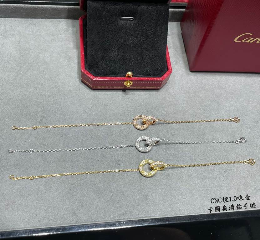 V gold plating 1.0 imitation gold CNC open version Cartier classic round flat double ring bracelet can be worn on both sides   real shot   high-end customized    look at the chain plate to see the engraving, and then loo