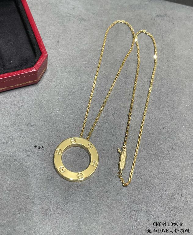 V gold plating 1.0 imitation gold CNC high version Cartier LOVE glossy big cake necklace   real shot   high-end customized    look at the chain plate to see the engraving, and then look at the workmanship original replic