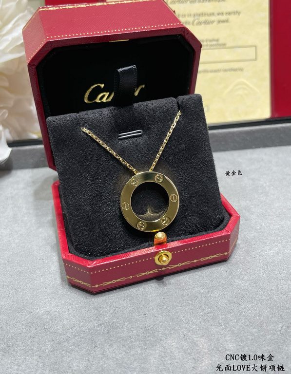 V gold plating 1.0 imitation gold CNC high version Cartier LOVE glossy big cake necklace   real shot   high-end customized    look at the chain plate to see the engraving, and then look at the workmanship original replic