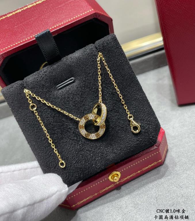 V gold plated imitation gold CNC open version Cartier classic round flat double ring necklace can be worn on both sides   real shot   high-end customized    look at the chain plate to see the engraving, and then look at 