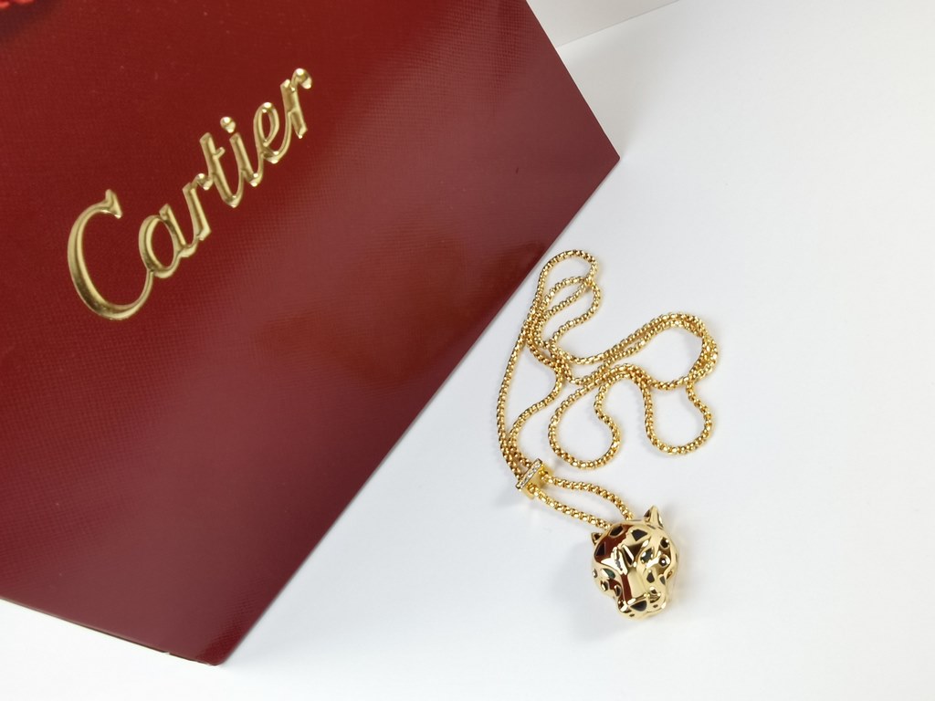 Cartier Cartier 11 Leopard Polished Edition Necklace Shipping Classic aristocratic, luxury full of diamonds caressing leopard design Exclusive photography   Heavy industry to create a perfect replica of the emerald leopa