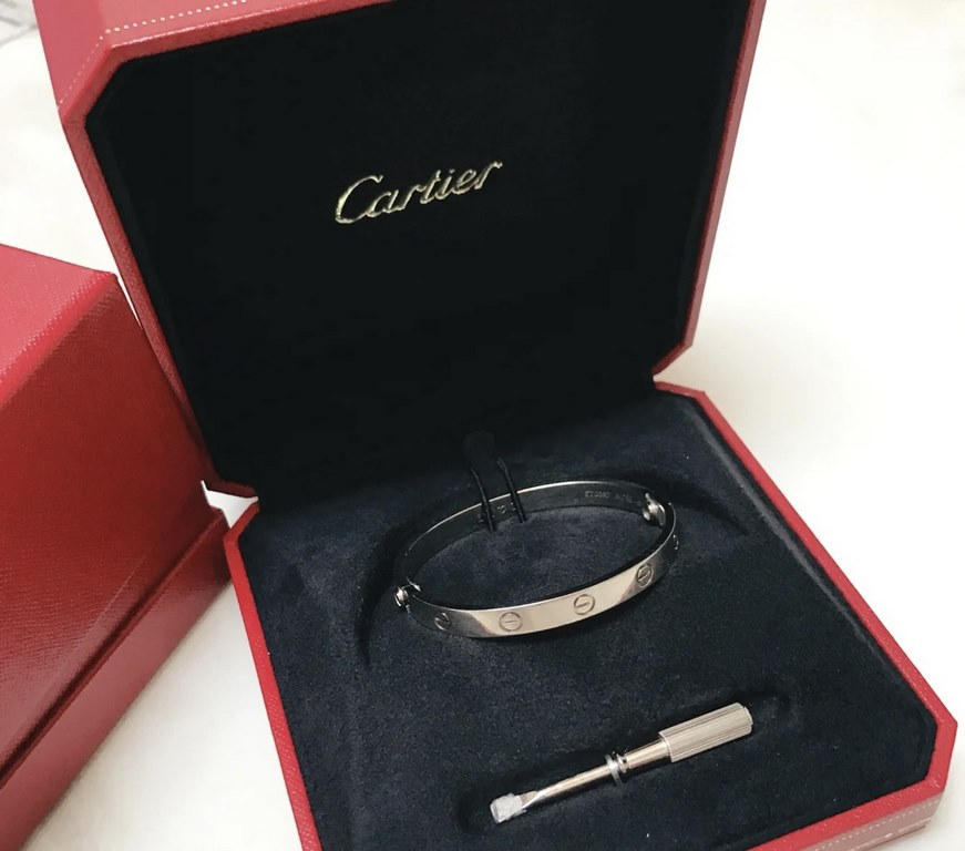 CNC version   Cartier classic diamond-free love bracelet, many years of word of mouth paragraph plating 18K gold thick gold does not fade Original CNC machine cutting process! Special promise the details of the material,